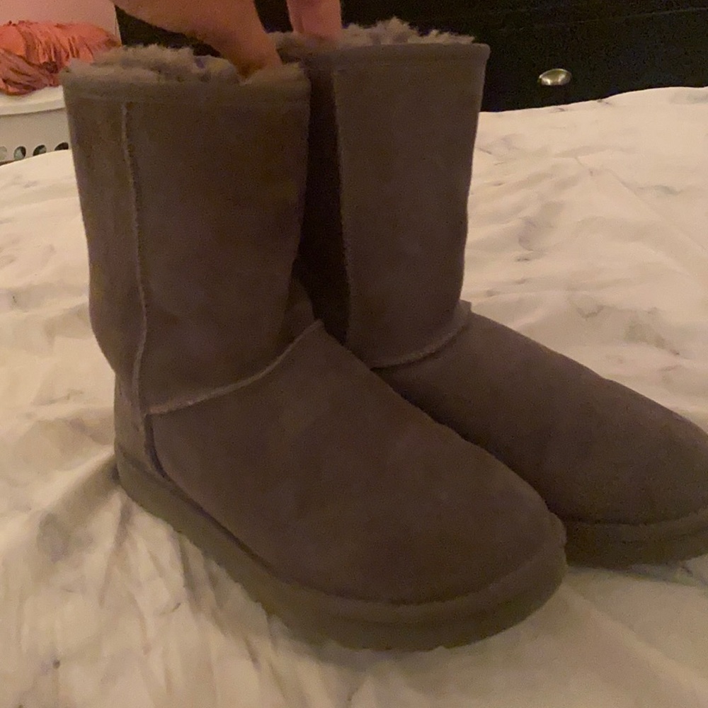 Grey Ugg’s